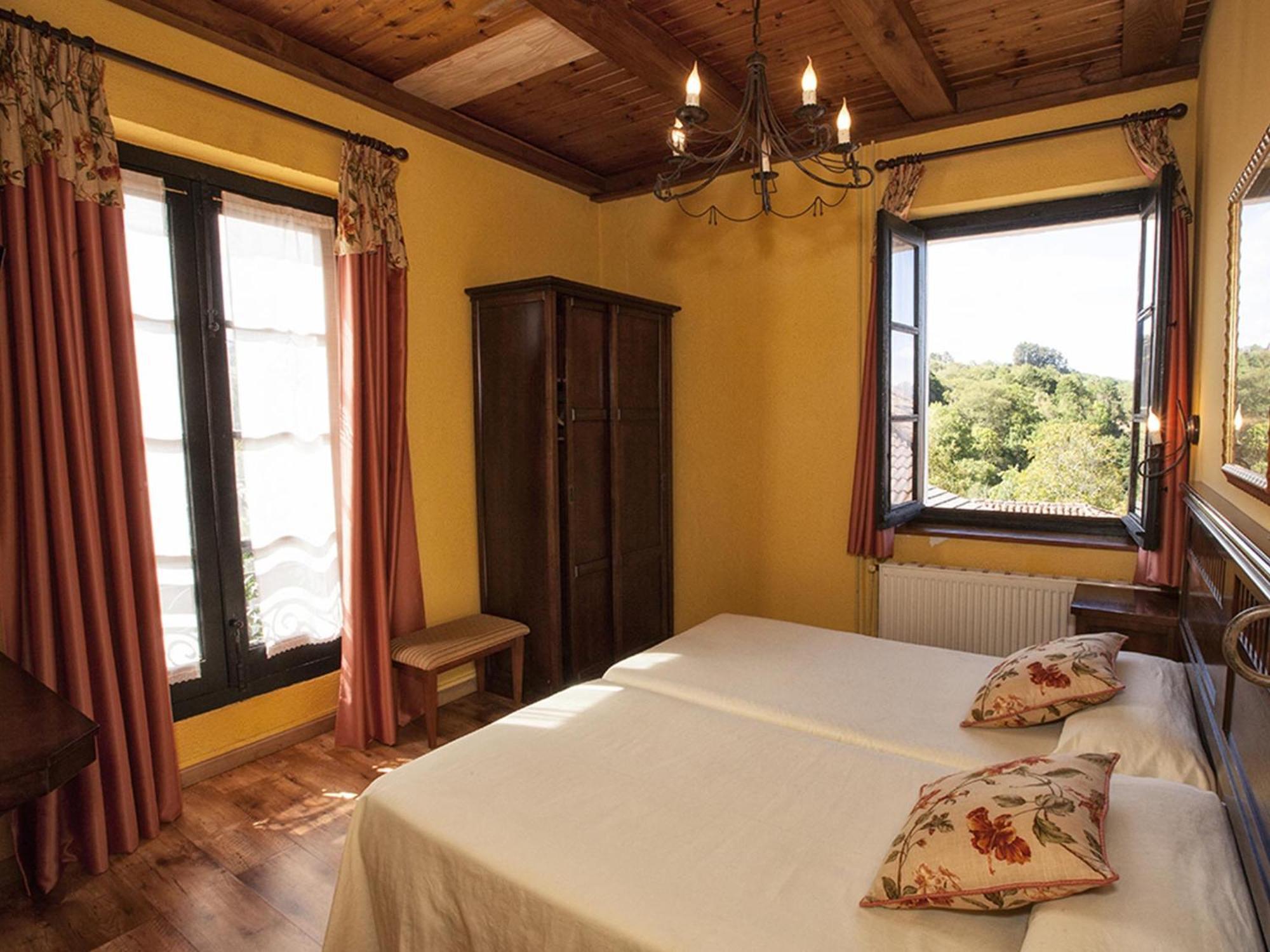 Hotel La Casona De Sobrepiedra Chambre photo